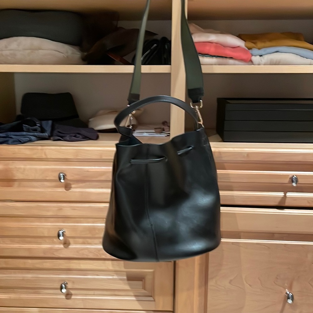 Black leather bucket purse. Very good, clean condition